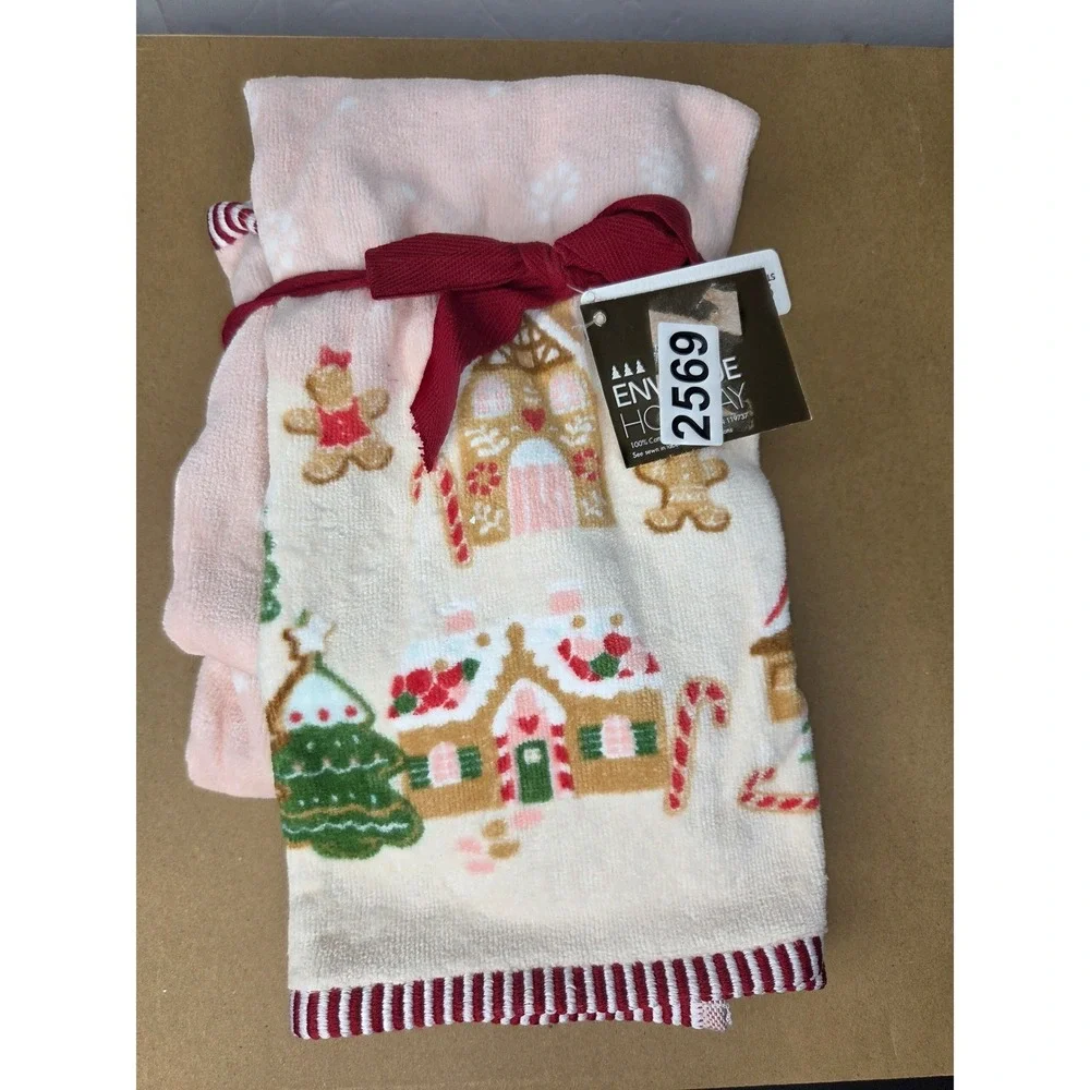 Envogue Pink Holiday Gingerbread House Hand Towels Set of 2 New